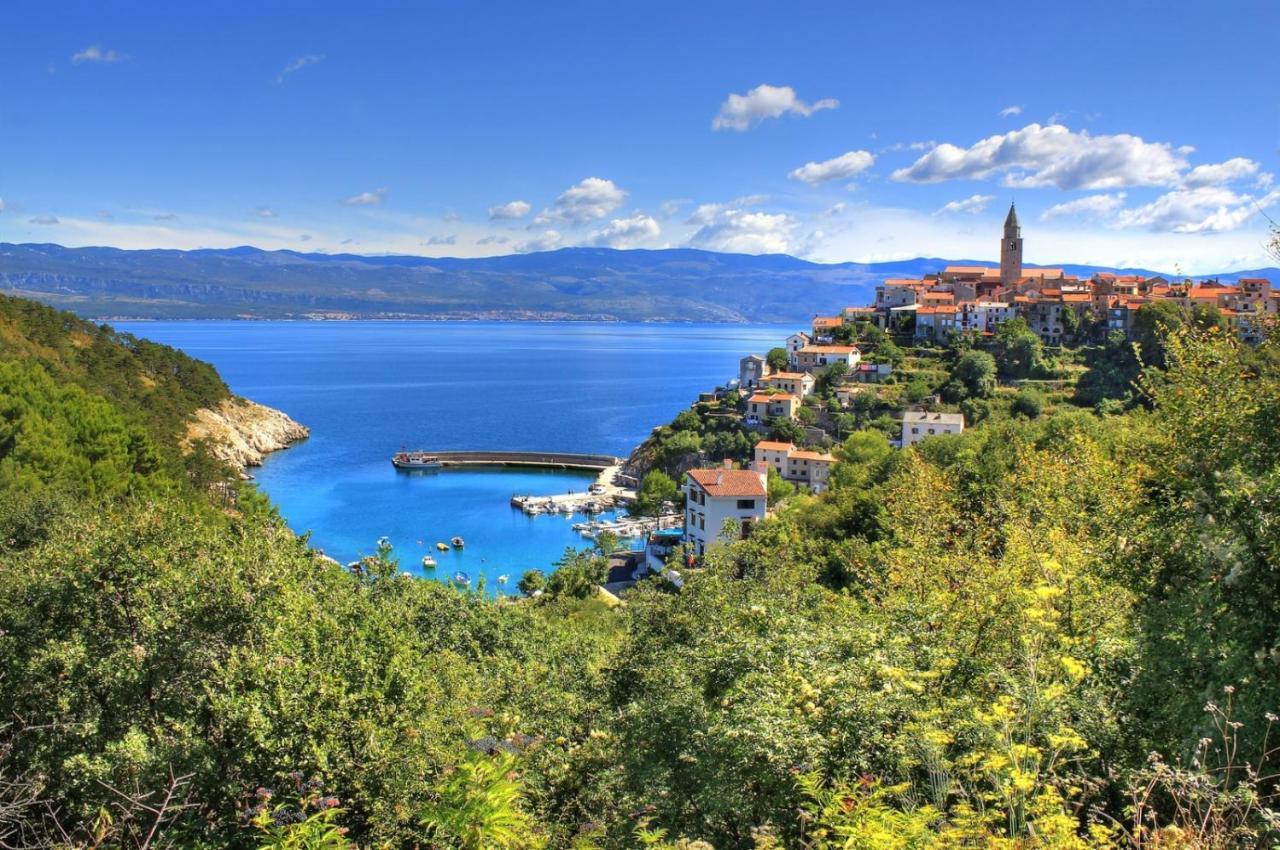 Villa Baska Экстерьер фото